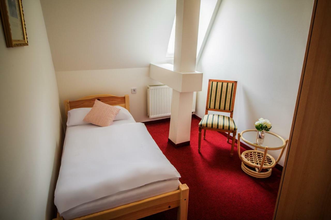 Hotel Dejmalik Litoměřice Esterno foto